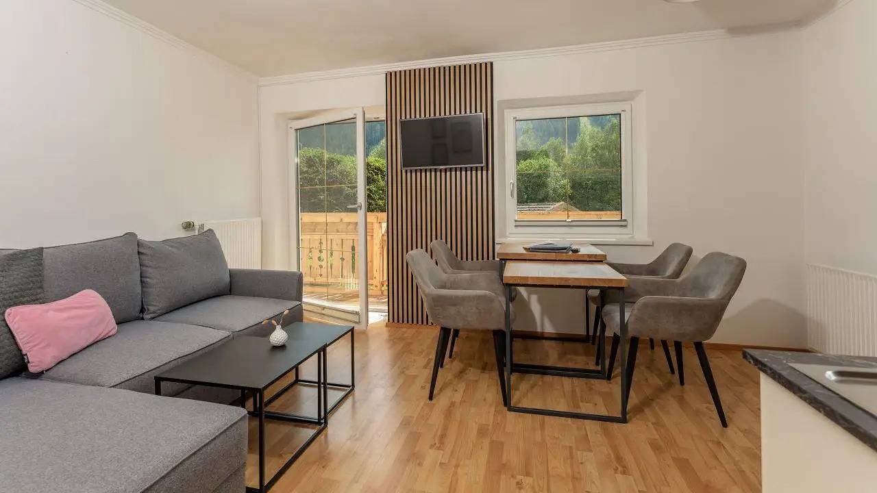 Ganze Ferienwohnung, Ferienwohnung für 4 Personen (55 m²) in Eben im Pongau in Eben im Pongau, Tennengau