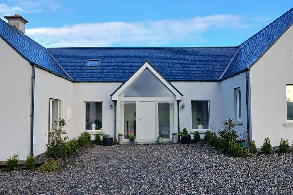 Lakeview Retreat, family friendly in Portroe, County Tipperary in Nenagh, Lough Derg