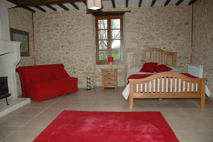 Gîte pour 10 personnes, avec terrasse ainsi que piscine et jardin à Aignan - 3