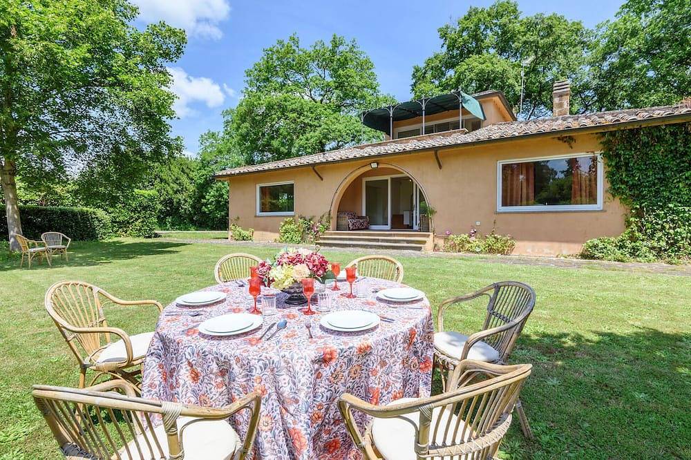 Casa vacanza a Sutri a partire da 354€ a notte