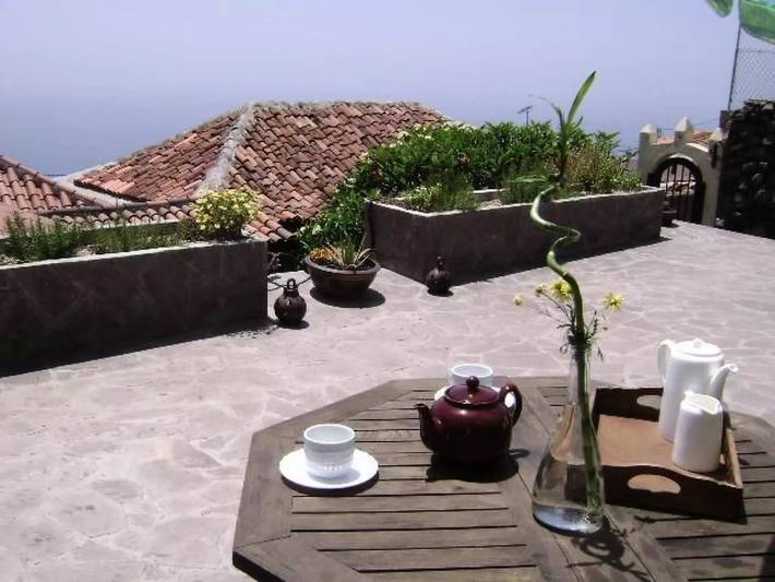 Chalet para 2 personas, con jardín y piscina en Candelaria