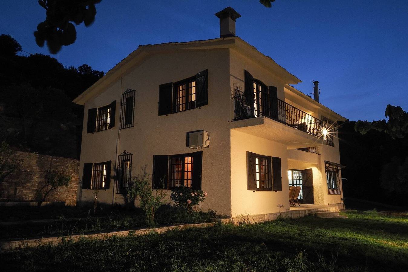 Cottage for 11 People in Continental Greece region