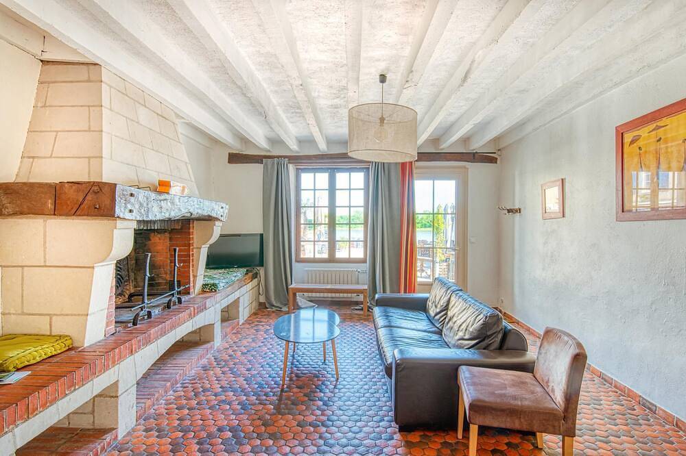 Appartement entier, Maison de charme vue sur la Loire in Bouchemaine, Région d'Angers