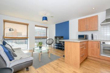 Glamping for 4 People in Leeds, West Yorkshire, Photo 2