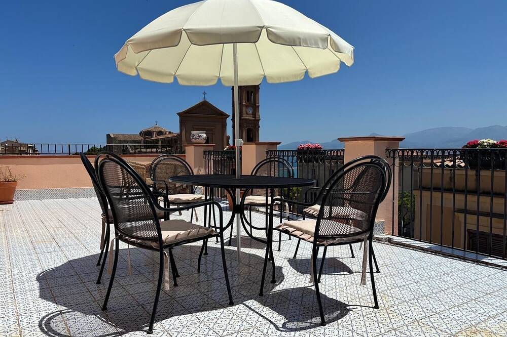 Appartamento intero, Casa Vacanze Mazzini, Amazing Rooftop in Termini Imerese, Provincia di Palermo