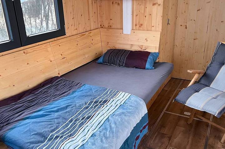 Hausboot für 5 Personen, mit Terrasse in Mecklenburgische Seenplatte - 2