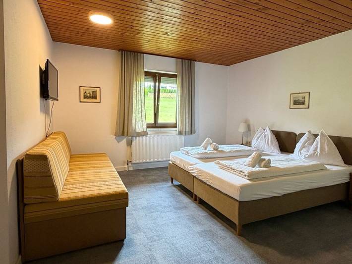Ferienwohnung für 3 Personen, mit Terrasse und Garten in Mondsee (Stadt) - 4