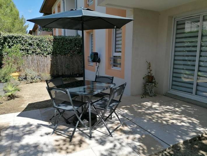 Gîte pour 2 personnes, avec piscine ainsi que jardin et terrasse à Grabels - 3