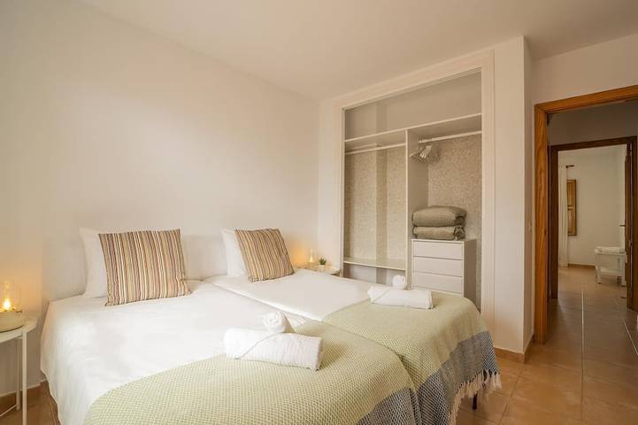 Apartamento entero, Chl La Mareta: cozy apartment with pool in Playa los Cancajos (Breña Baja), Breña Baja