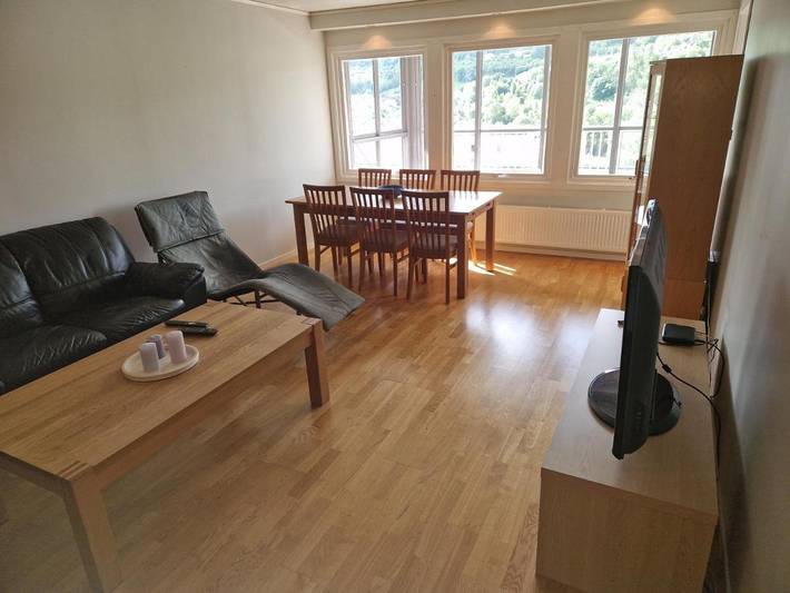 Gîte pour 6 personnes, avec Balcon et Terrasse ainsi que Jardin et Vue dans Bergen