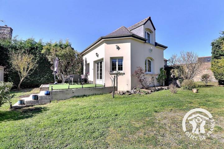 Gîte für 8 Personen, mit Pool und Garten sowie Terrasse, mit Haustier