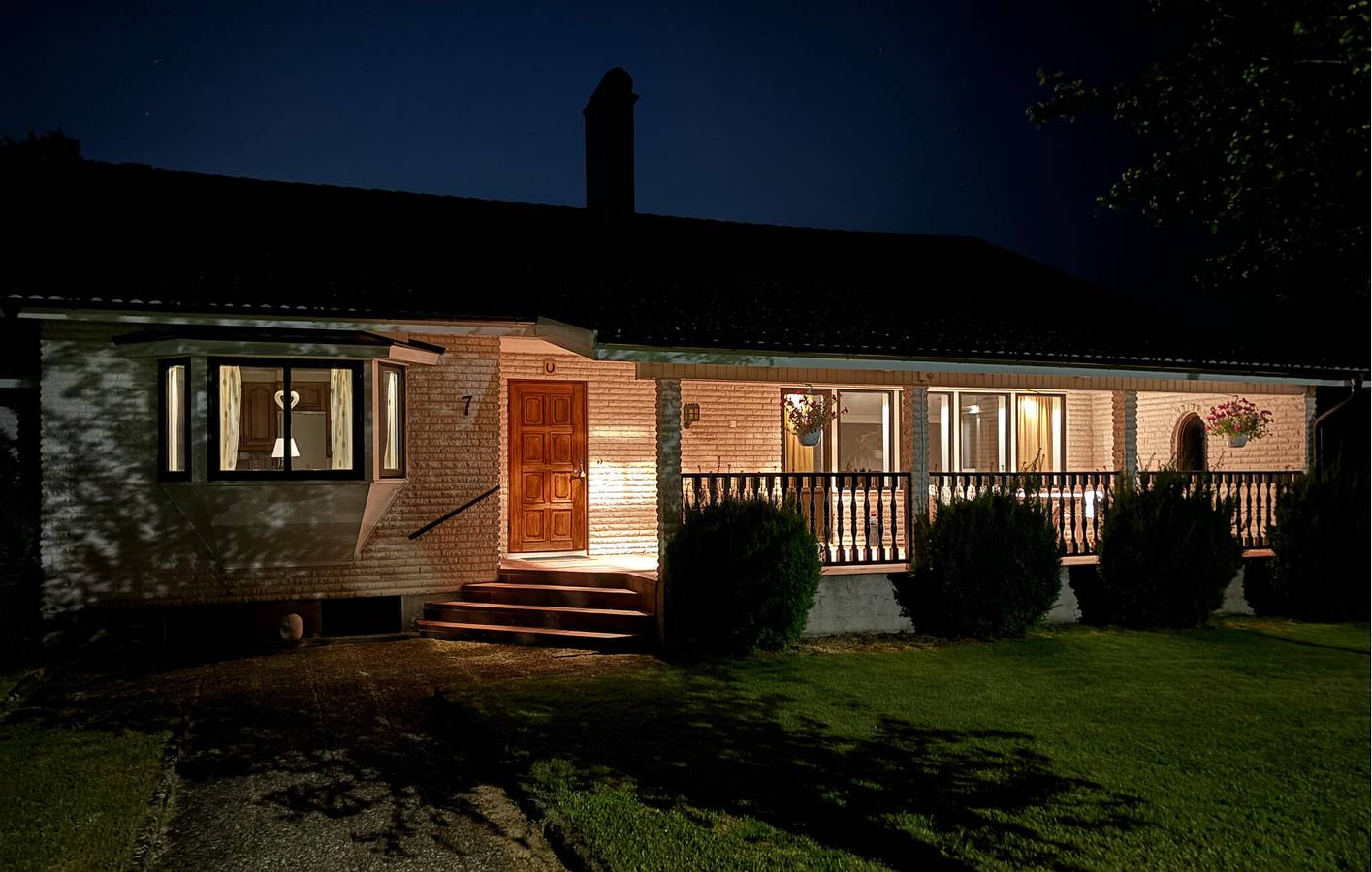Ferienhaus für 8 Personen mit Garten in Bolmen