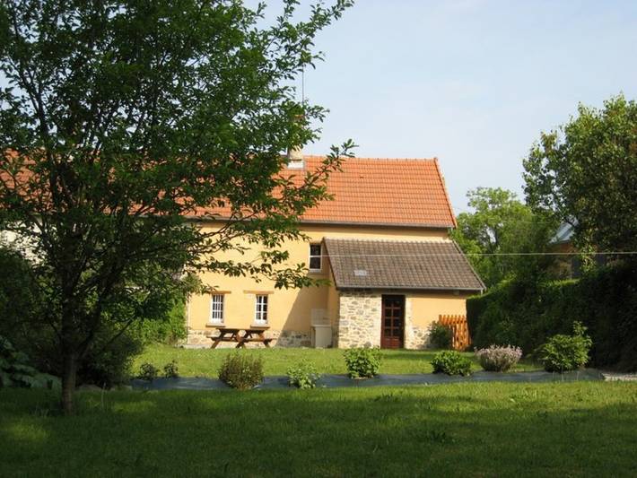 Gîte pour 4 personnes, avec jardin
