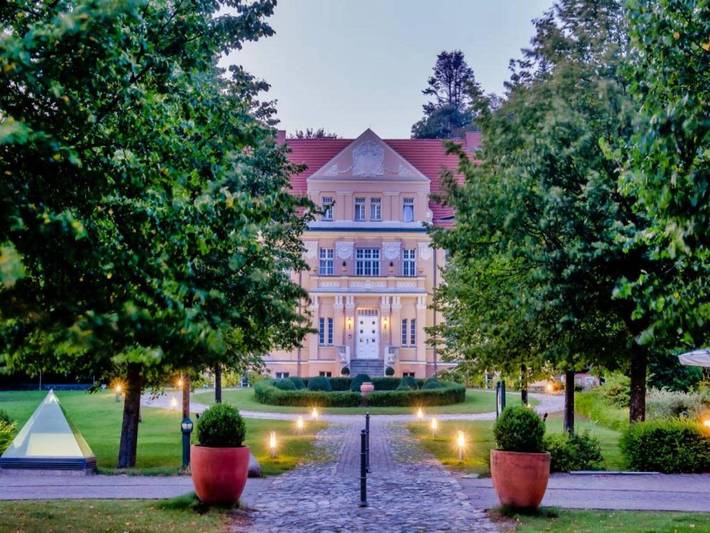 Ferienwohnung für 2 Personen, mit Whirlpool und Terrasse sowie Sauna und Garten, kinderfreundlich in Sagard