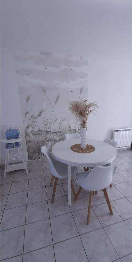 Location de vacances pour 4 personnes, avec jardin et terrasse à Vildé-Guingalan - 3