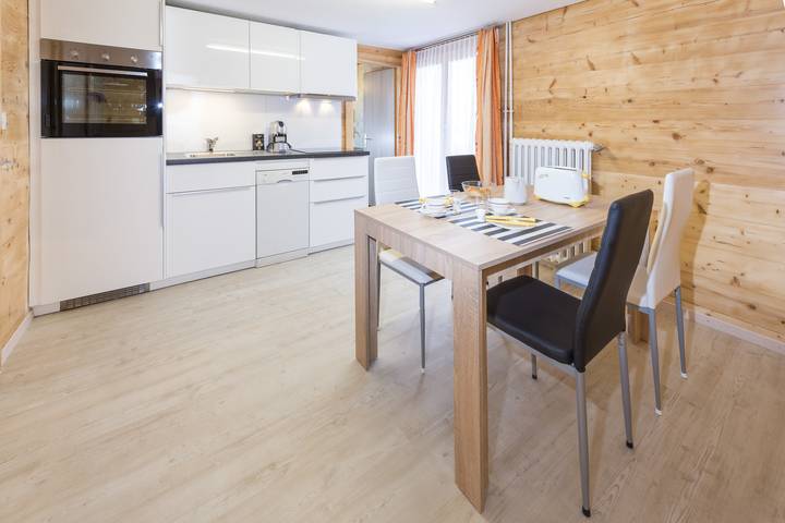 Gîte pour 2 personnes, avec balcon et jardin, animaux acceptés à Grächen - 4