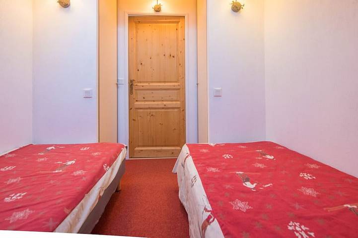 Gîte pour 8 personnes, avec piscine et balcon dans Patinoire Orcieres Merlette - 4