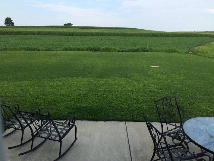 Vacation rental for 12 people, with yard in Lancaster County