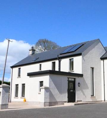 Gîte pour 2 personnes, avec vue ainsi que jardin et vue sur le lac, animaux acceptés dans Monaghan