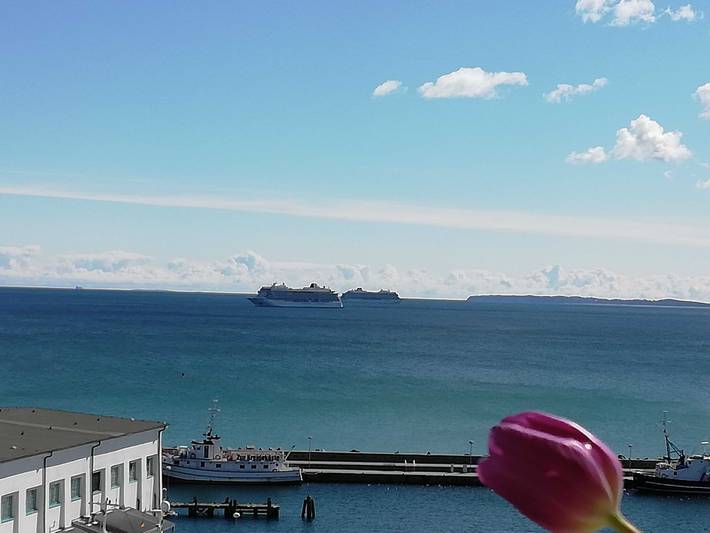 Apartament wakacyjny dla 2 osób, z widok na jezioro i balkon w Sassnitz