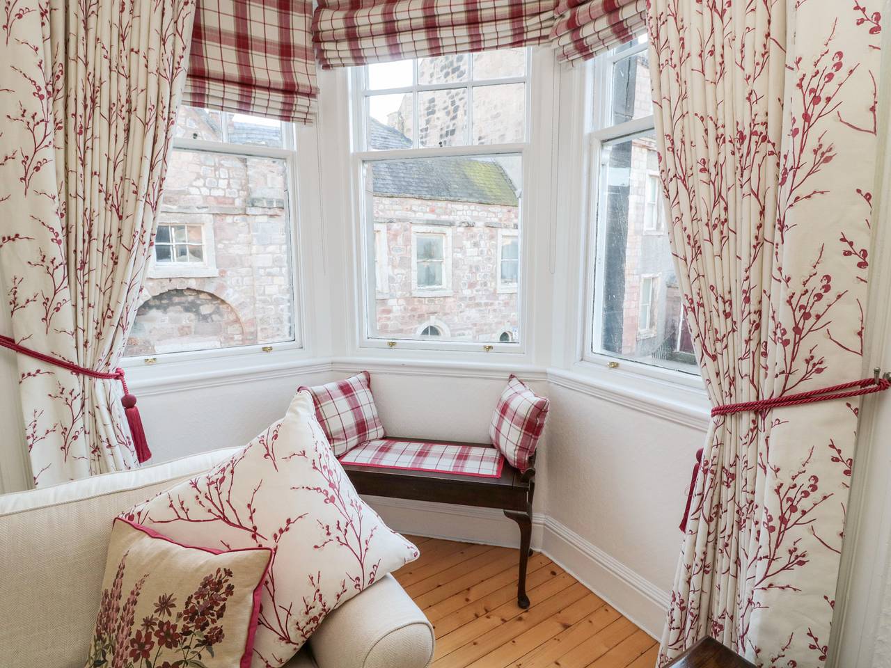 Iona 10 Palace Street East in Berwick-upon-Tweed, Northumberland