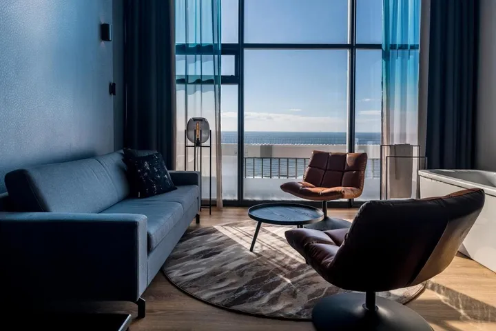 Hotel for 4 people, with terrace, with pets - 1