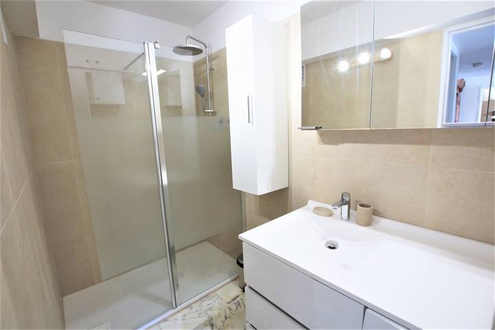 Gîte pour 4 personnes, avec terrasse à Cannes - 4
