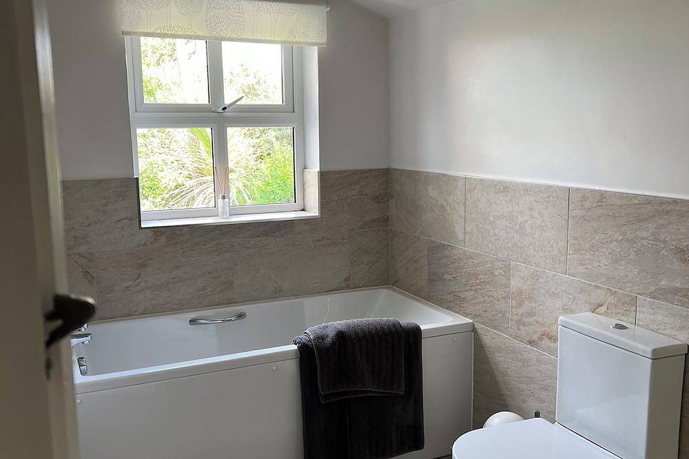 Restaurierte Steinscheune auf der Farm - Boutique-Stil - Nah an Meer und Strand. in Connemara