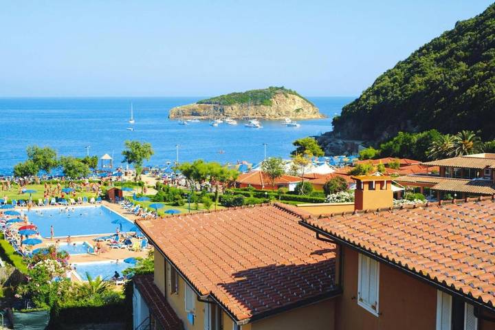Appartement de vacances pour 4 personnes, avec Terrasse et Piscine dans Ortano