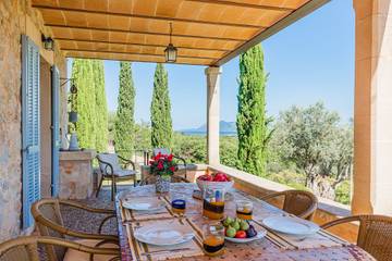 Finca in Pollença, Serra de Tramuntana für 9 