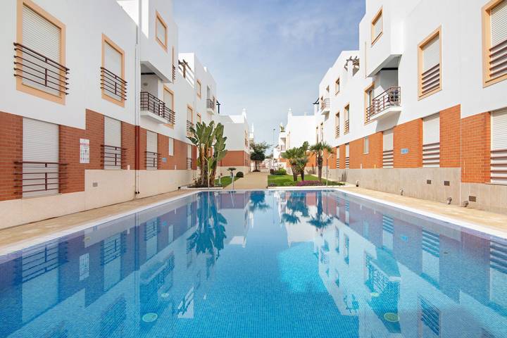 Casa de férias para 4 pessoas, com varanda em Cabanas de Tavira