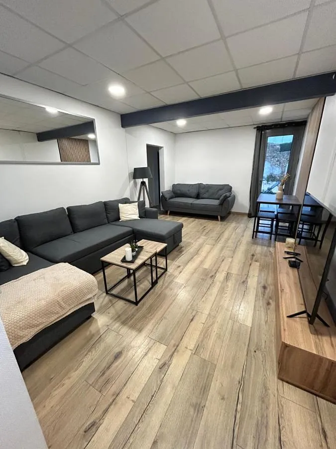 Casa de vacaciones para 6 personas, con terraza y jardín - 1