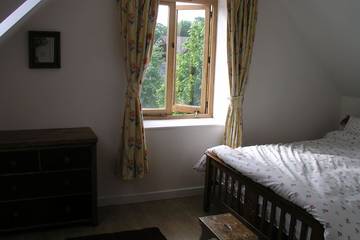 Holiday Rental for 5 People in Dorset, South West England, Photo 1