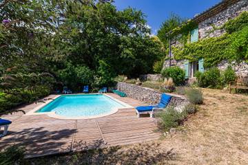 Maison De Vacances pour 10 Personnes dans Roynac, Région de nyons, Photo 1