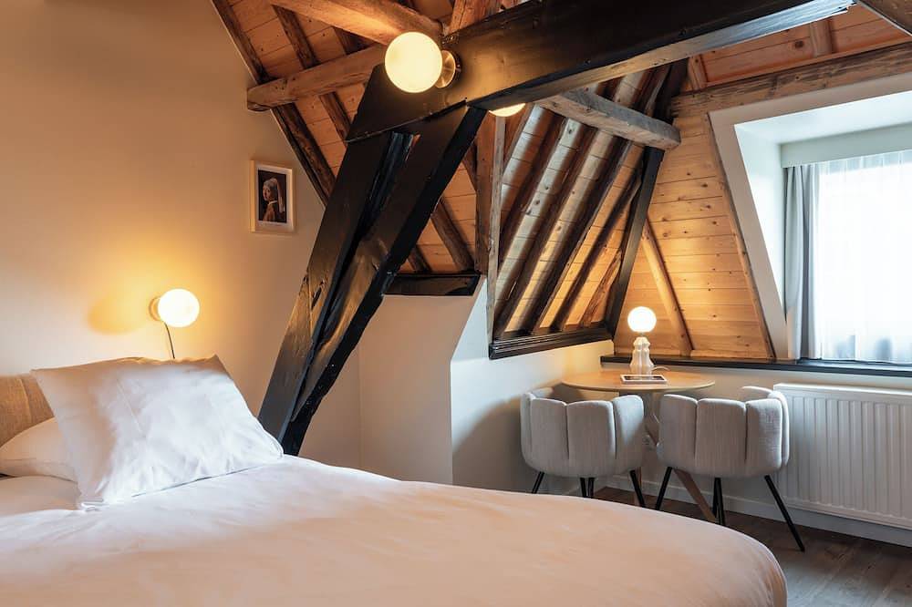 This hotel is a 1 bedroom(s), 1 bathrooms, located in Delft, Zuid-Holland. in Delft, Stadsgewest Haaglanden