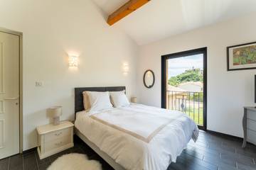 Chambre pour 2 Personnes dans Crillon-le-Brave, Parc naturel régional du Mont-Ventoux, Photo 3
