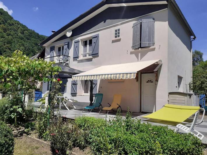 Maison d’hôte pour 2 personnes, avec vue et jardin, animaux acceptés