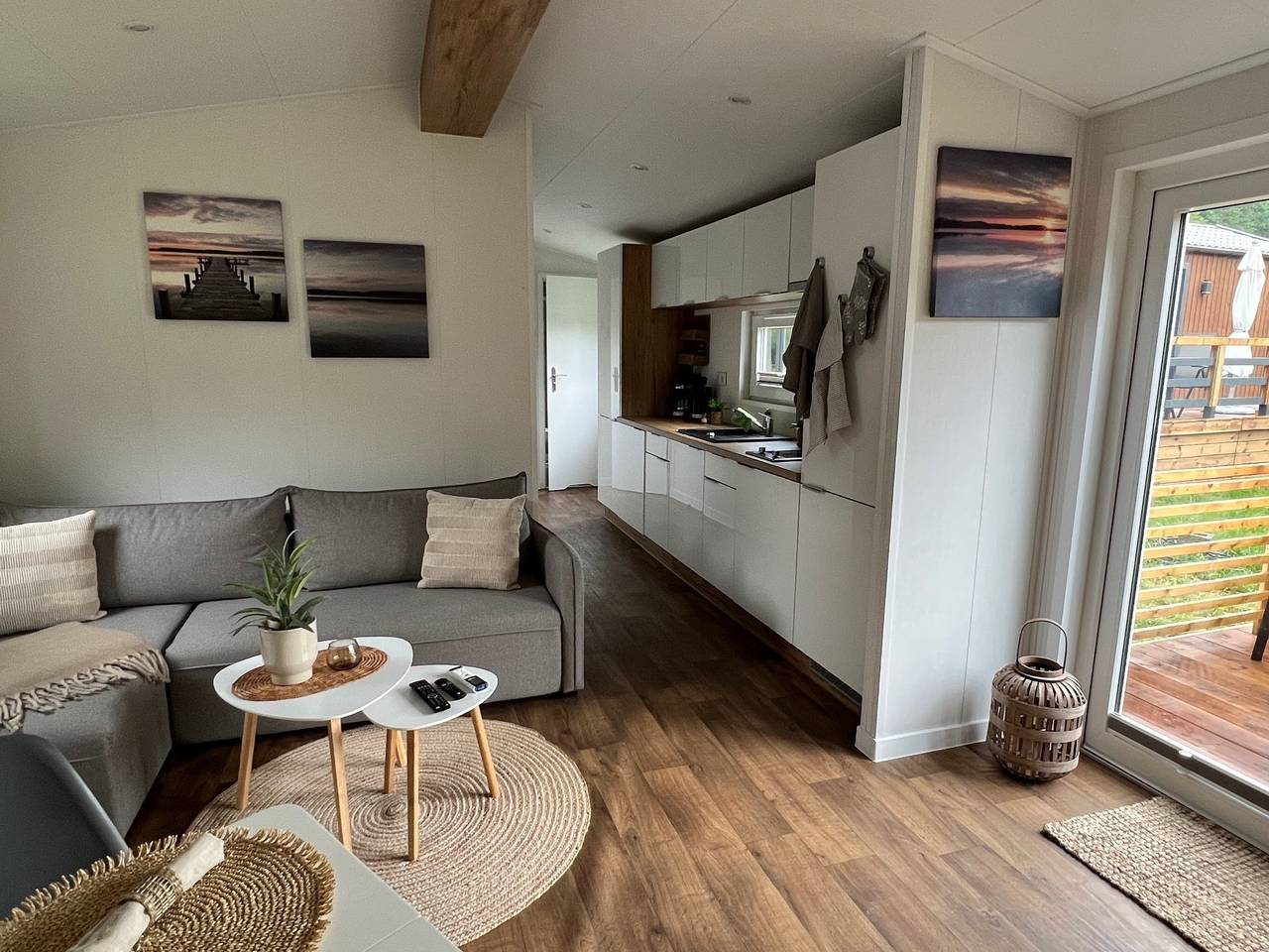 Tinyhouse Neila stilvolle &  moderne Auszeit am See | Natururlaub in Stuer, Mecklenburgische Seenplatte Klima, Grill in Stuer, Plauer See