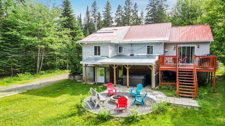 Refugio relajante con chimenea y spa in Quebec