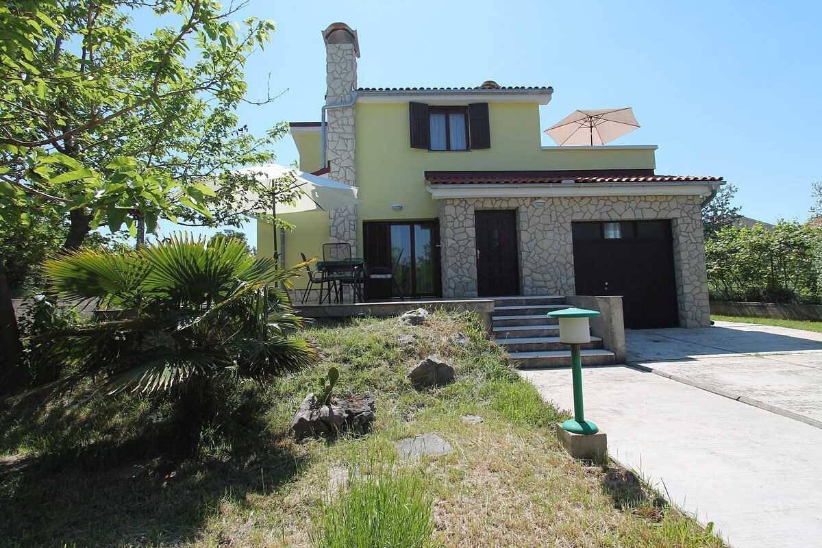 Entire apartment, Apartment Milas (10046-A1) in Silo (Krk), Krk