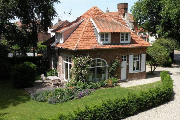 Gîte pour 6 personnes, avec Terrasse et Jardin à Sainghin-en-Mélantois