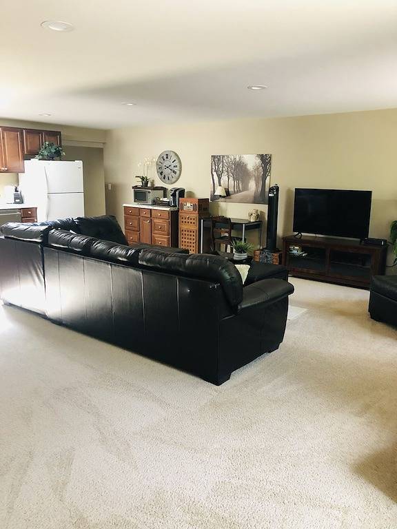 Weinland Hollywood-Hügel-Haus auf privater Fahrt in Woodinville in Mount Baker-Snoqualmie Nationalwald