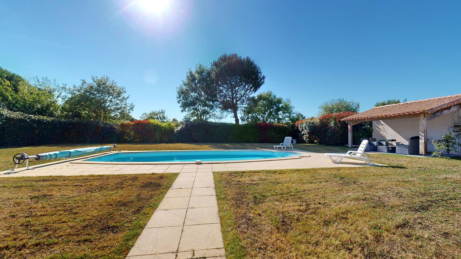 Villa Terre et Mer avec piscine privée in L'Aiguillon-sur-Vie, Loire Valley