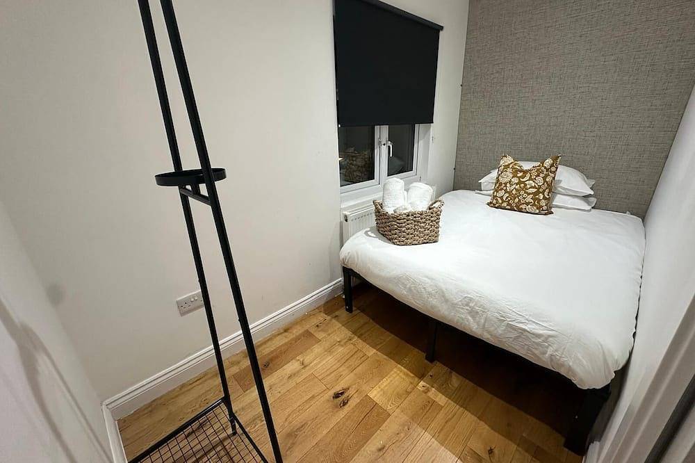 Apartamento entero, Fully equipped family-sized flat offers everything you need for your stay. in Bexley, Londres