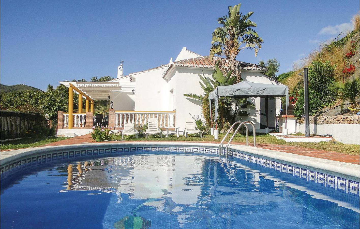 Apartment mit Meerblick, Pool und Parkplatz in Frigiliana, Costa del Sol