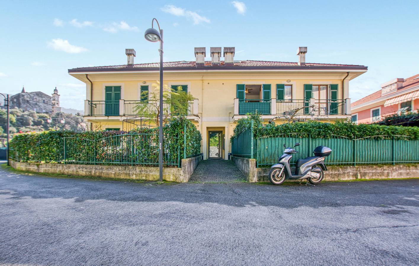 Ganze Ferienwohnung, Gemütliche Ferienwohnung mit Terrasse in der Nähe von Lavagna – 400 m von „Village Pizza“ entfernt in San Salvatore, Cogorno