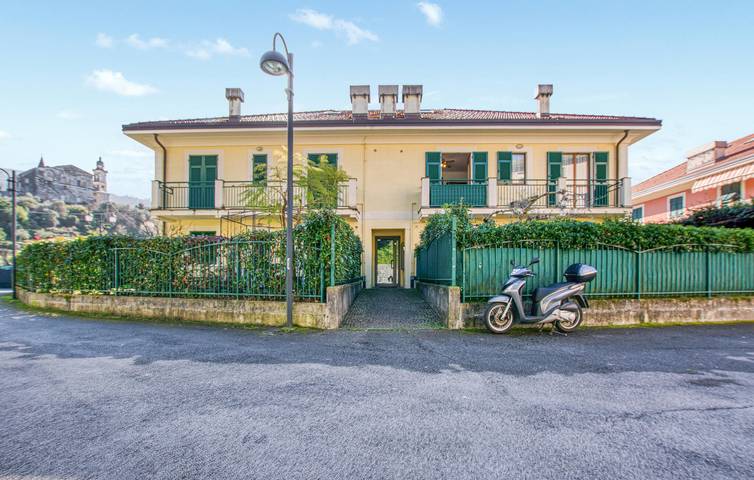 Ferienwohnung für 4 Personen, mit Terrasse in San Salvatore