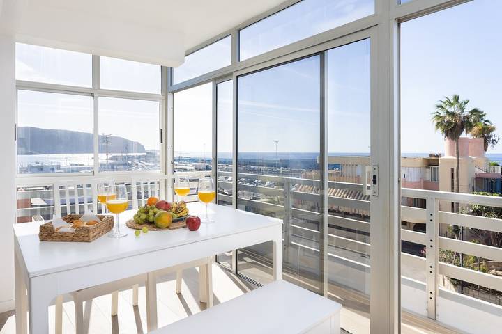 Gîte pour 4 personnes, avec terrasse à Los Cristianos - 2