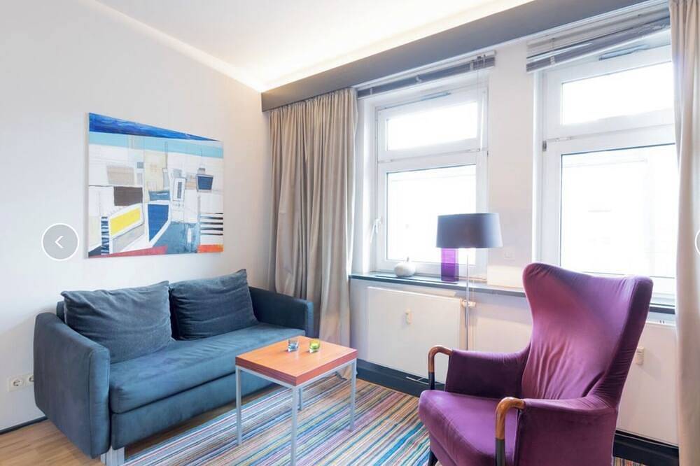Ganze Wohnung, Residenz Aussenalster St. Georg - Sceneviertel-  fussläufig zum Hauptbahnhof in St. Georg, Hamburg