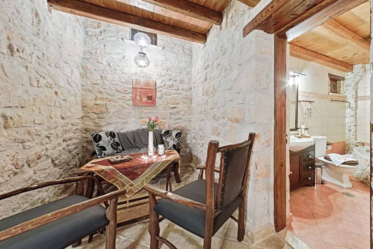 Ganze Wohnung, Villa Poseidon - Superior Suite In Zante w/Pool in Zakynthos